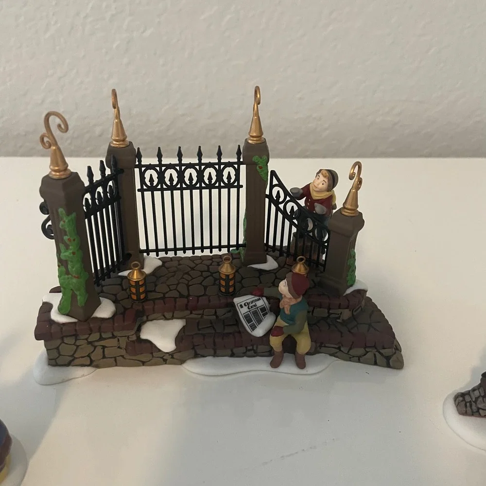 Department 56 Dickens Village A Christmas Carol Reading Set‎ Limited Edition